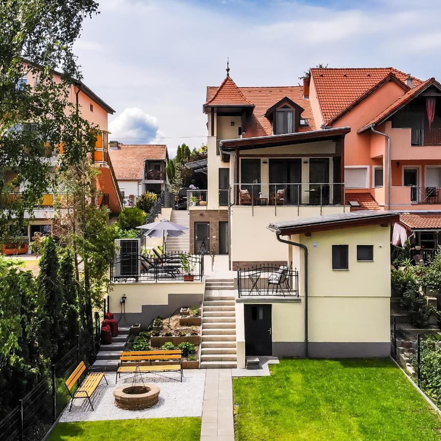 Kiss-Henezi Guest House Keszthely Exterior foto