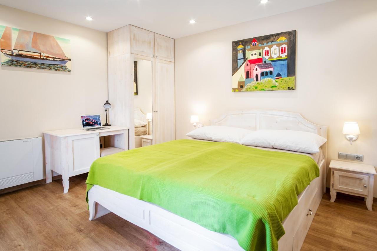 Kiss-Henezi Guest House Keszthely Exterior foto